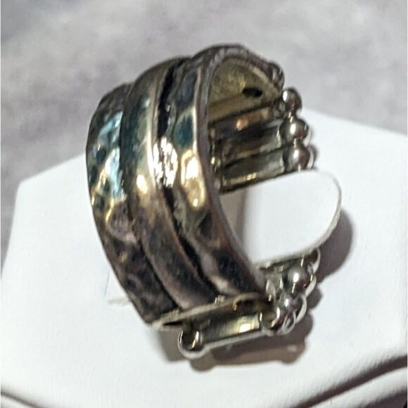 Brutalist Silver Tone Stretch Ring Size 7 - Picture 10 of 13